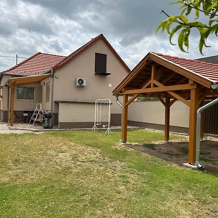 Fagyoengy Apartment Sarvar Exterior photo
